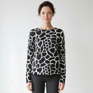 💚💚WOMENS INC INTERNATIONAL CONCEPTS BLACK SEQUIN EMBELLISHED TOP SIZE M